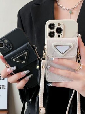 Top Luxury Designers Phone Cases For iPhone 17 16 15 Pro Max 15Plus 14Pro 13 12 11 P Fashion Creative Cellphone Case Mobile Shell Cover