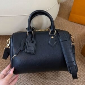 Pillow bags fashionable shoulder bags top designer bags practical commuting bags classic crossbody bags best handbags leather printed bags retro boston bags