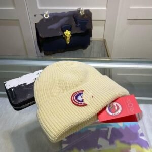 Designer Knitted Hat Multicolor Winter Knitted Beanie Hat Round Patch Warm Skull Cap Unisex Outdoor Daily Solid Color Cuffed Knit Hats For Men Women LL